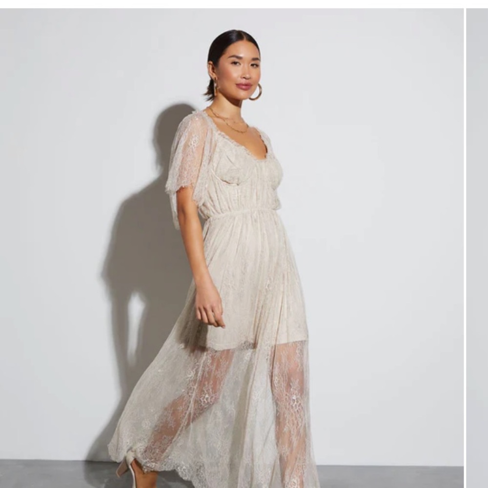 NWT Vici Collection  Iconic Entrance Lace Maxi Dress size L